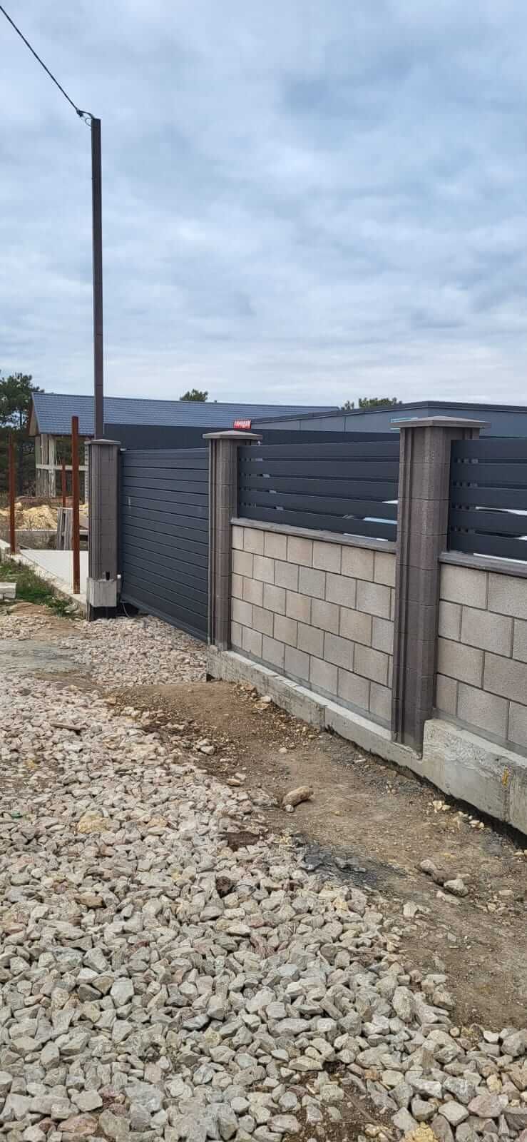 Забор-ранчо из металлопланкена 28м RAL7024 Серый Графит МАТТЕ фото 2 в Севастополе
