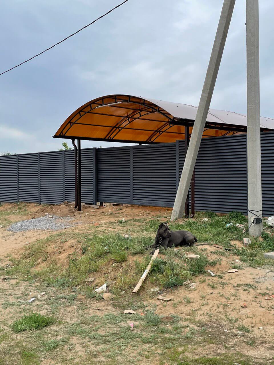 Забор из ламелей еврожалюзи 24м RAL7024 Серый Графит МАТТЕ фото 1 в Севастополе