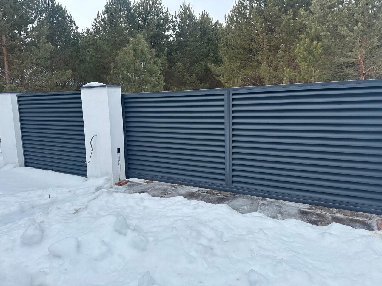 Забор-жалюзи 76м RAL7024/7024 Серый Графит двусторонний МАТТЕ в Севастополе