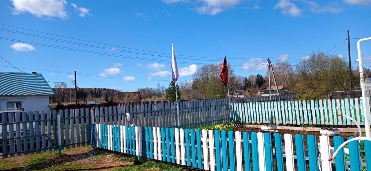 Забор из евроштакетника 16м RAL5021 Морская Волна, RAL9003 Белый фото 3 в Севастополе