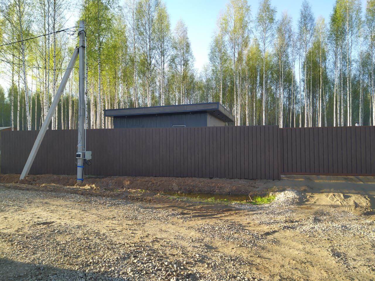 Забор из металлосайдинга ЕВРО-БРУС 25м Темный Каштан 3D Принтек фото 1 в Севастополе