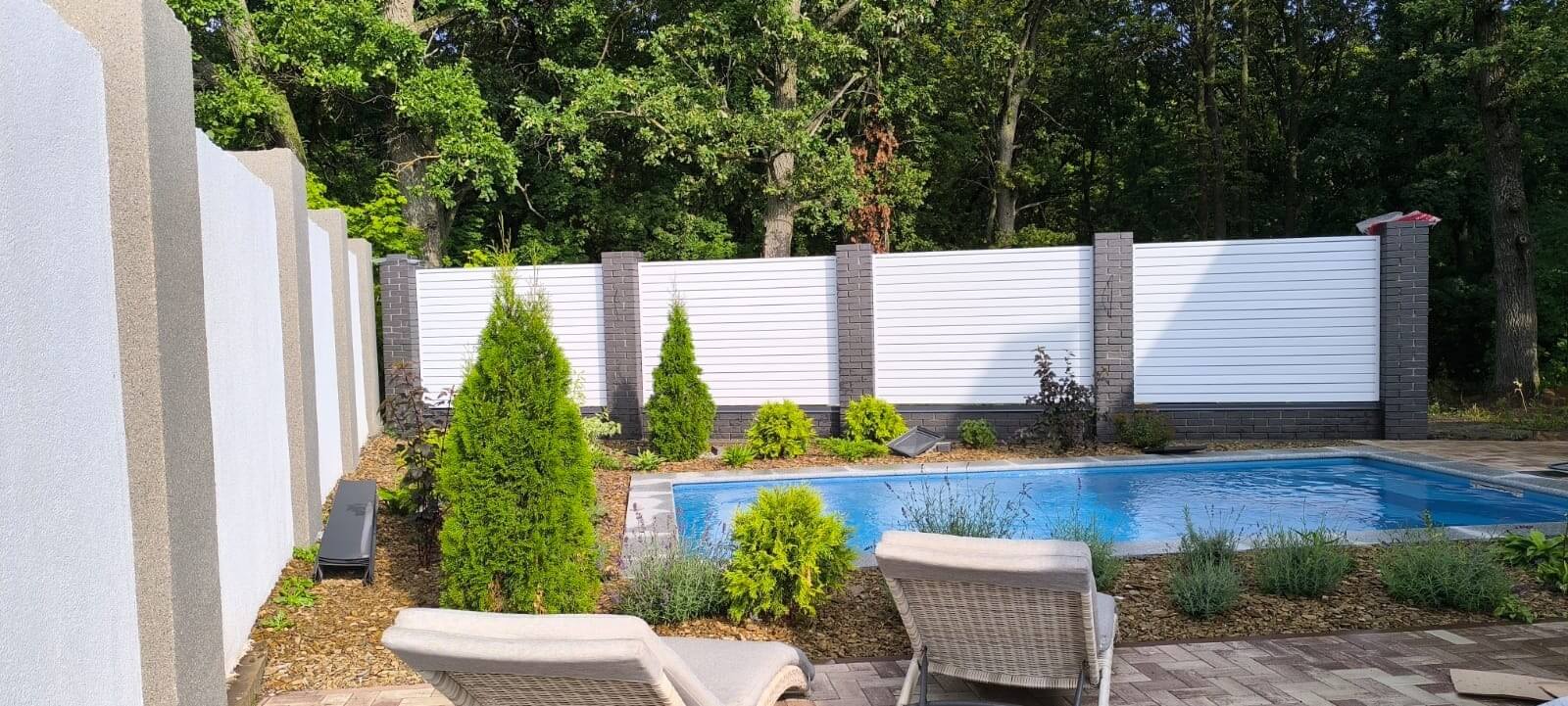 Забор-жалюзи из ламелей Хай-Тек 54м RAL9003 Белый фото 1 в Севастополе