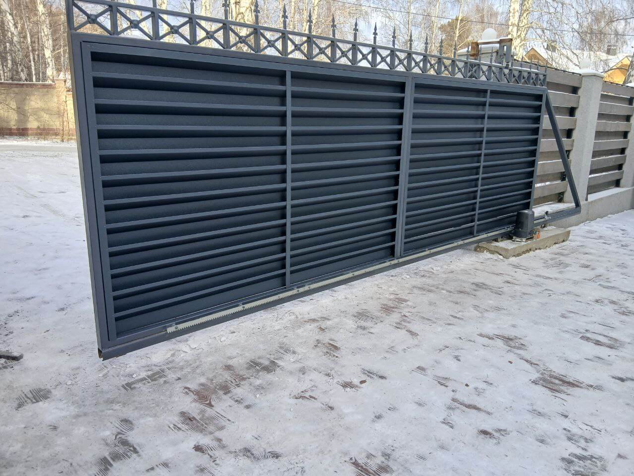 Входная группа из ламелей Хай-Тек RAL7024/7024 Серый Графит двусторонний МАТТЕ фото 8 в Севастополе